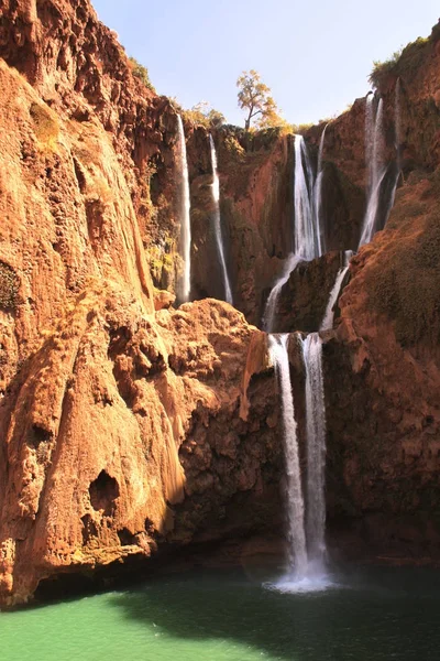 Водопад Узуд (Cascades d 'Ouzoud), Атласские горы, Марокко — стоковое фото