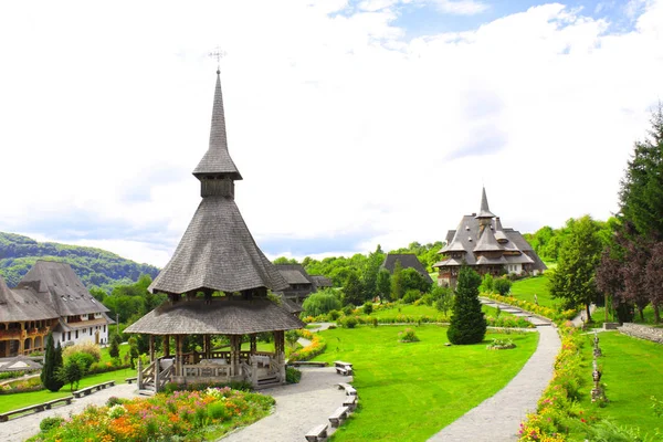 Convento Barsana Monastery, Maramures, Romania — Fotografia de Stock