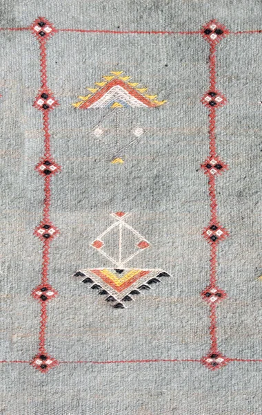 Textura de berbere tapete de lã tradicional, Marrocos, África — Fotografia de Stock