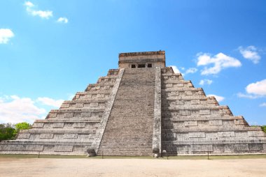 Antik Maya piramit (Kukulcan Tapınağı), Chichen Itza, Yucatan, 