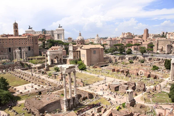 Luchtfoto op Romeins forum, Rome, Italië — Stockfoto