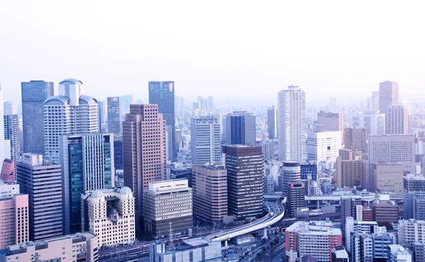 Vista aérea de arranha-céus no centro de Osaka, Japão — Fotografia de Stock