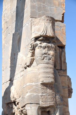 İran 'ın Persepolis kentindeki tüm ulusların kapılarının ayrıntıları