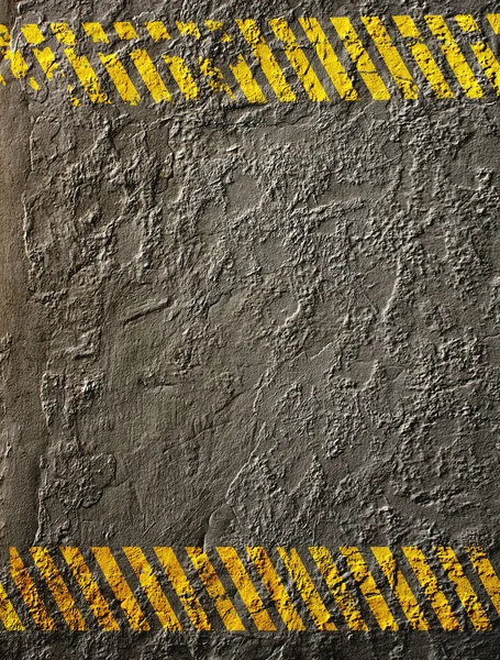 垂直的灰泥背景与旧的灰泥墙纹理和黑色和黄色的警告条纹 模拟模板 复制文本的空间 带有危险标志的复古背景 — 图库照片
