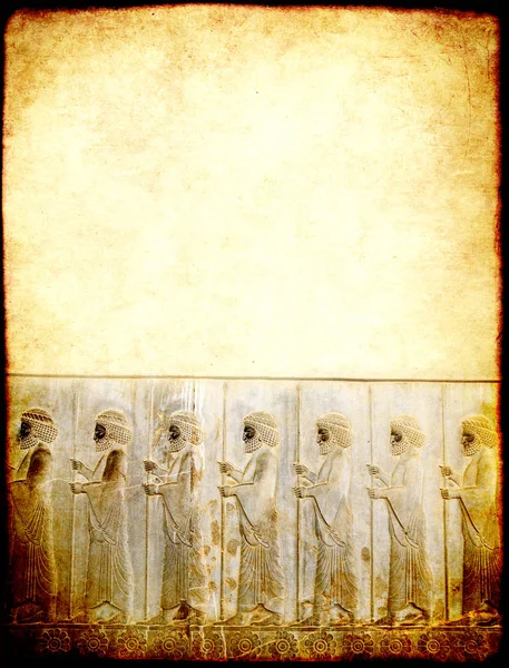 具有纸张质感的垂直背景图和带有长矛的亚述人战士的浅浮雕 复制文本的空间 模型化模板 — 图库照片