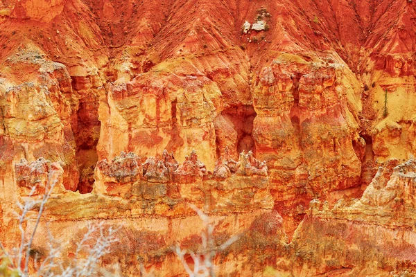 Röd sandsten hoodoos i Bryce Canyon nationalpark i Utah, Usa — Stockfoto