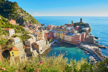 Hava doğal görünümünü Vernazza, Cinque Terre, İtalya
