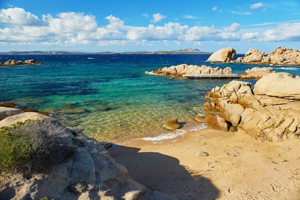 Emerald coast Sardunya'nın doğal peyzaj