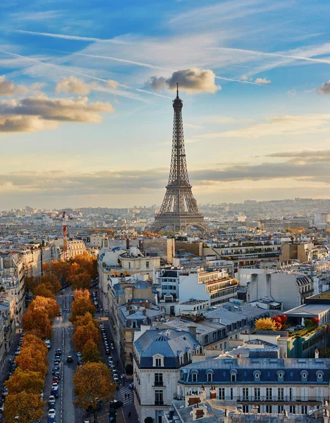 Повітряні панорамний міський пейзаж вид на Париж, Франція — стокове фото