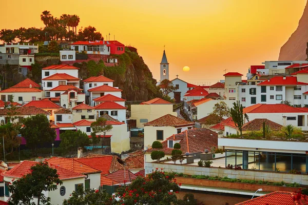 Camara de Lobos village at sunset, Madeira, Portugal — Φωτογραφία Αρχείου