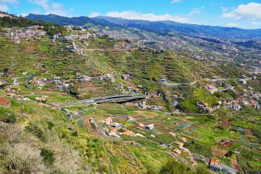 Tipik Madeira manzara havadan görünümü