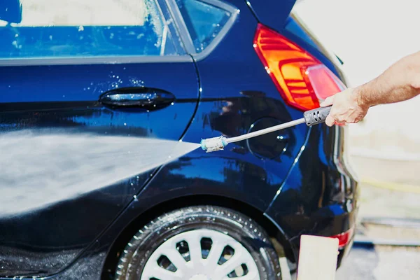 Lavagem Manual Veículo Uma Lavagem Carro Close Mão Máquina Lavar — Fotografia de Stock