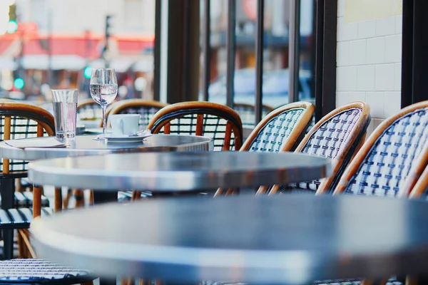 Tasse Café Vide Verre Eau Dans Café Extérieur Paris France — Photo