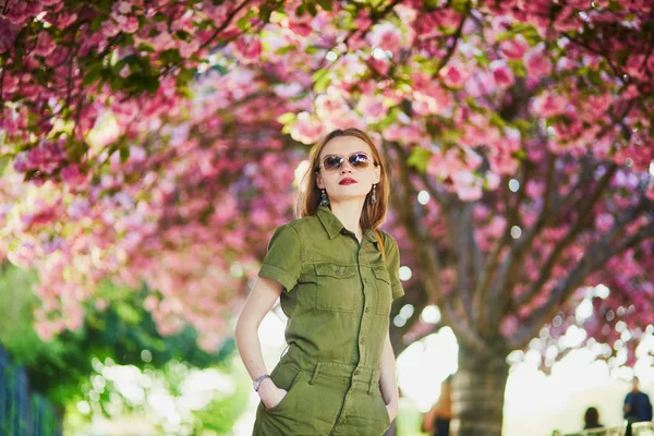 Beautiful French Woman Walking Paris Spring Day Cherry Blossom Season — Stock Photo, Image