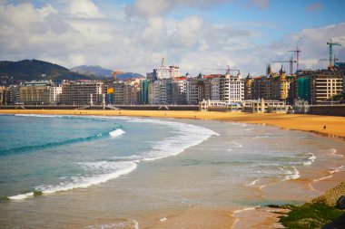 San Sebastian, İspanya'daki La Concha plajının manzara manzarası
