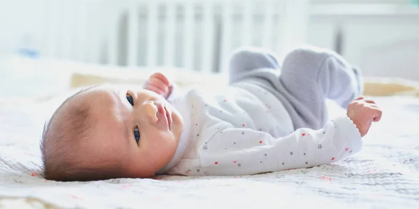 Adorable Newborn Baby Girl Lying Her Parents Bed Home — Stock Photo, Image