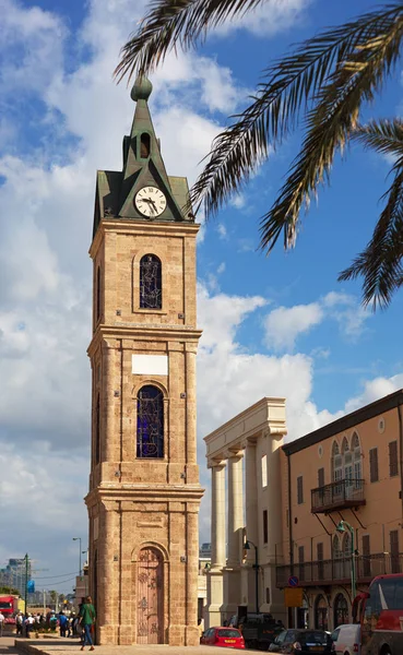 Saat Kulesi eski Jaffa Yefet Caddesi üzerinde. — Stok fotoğraf