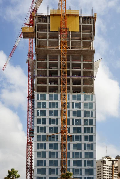 Byggnaden av skyskrapa. — Stockfoto