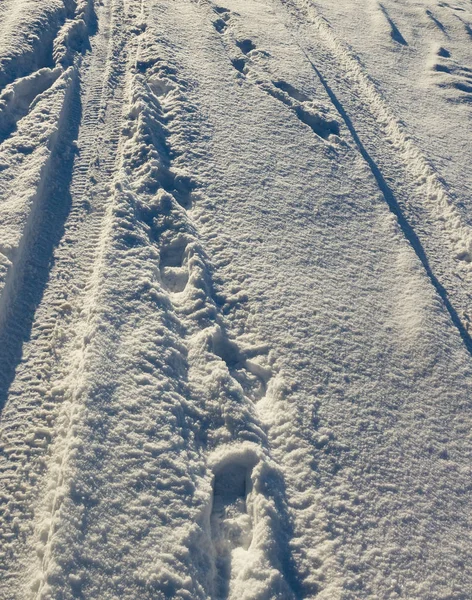 农村公路在冬季. — 图库照片