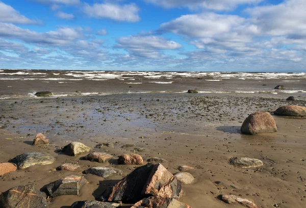 Steinige Ostsee. — Stockfoto