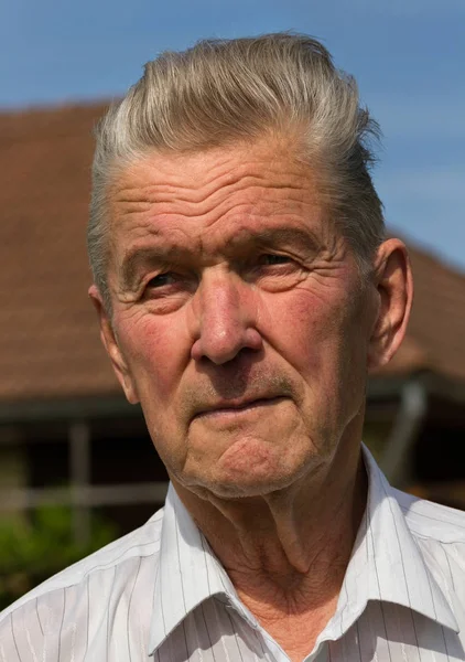 Portrait of a very old man. — Stock Photo, Image