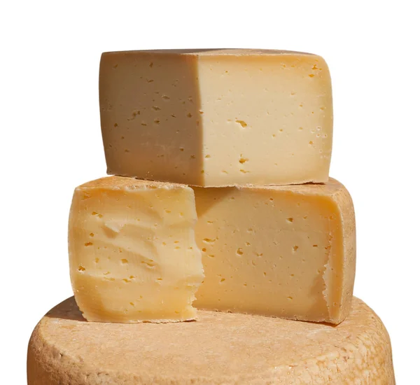 Stora skivor av ost. — Stockfoto