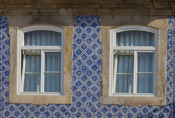 Açık pencerenin dışındaki. — Stok fotoğraf