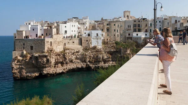 Vista a Polignano a Mare . —  Fotos de Stock