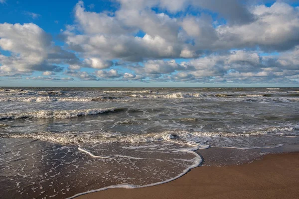 波状バルト海. — ストック写真