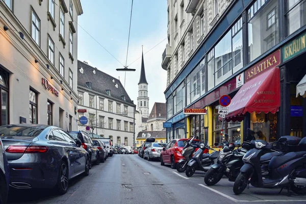 俯瞰维也纳的小街. — 图库照片
