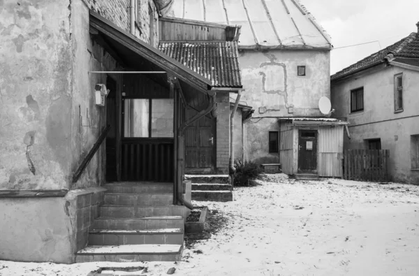 Casas velhas na rua . — Fotografia de Stock