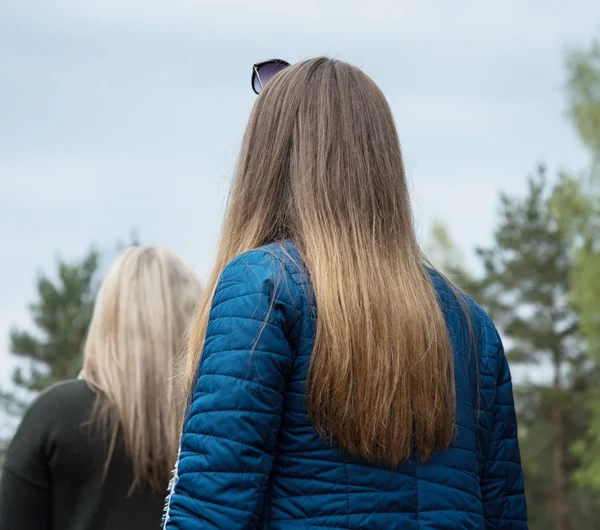 Mujeres de pelo largo . — Foto de Stock