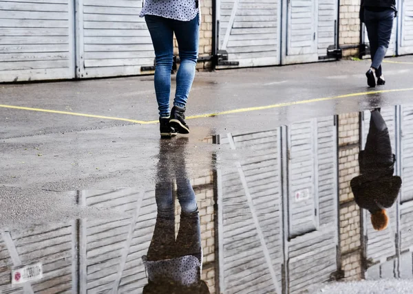 Reflexión en el día lluvioso . — Foto de Stock