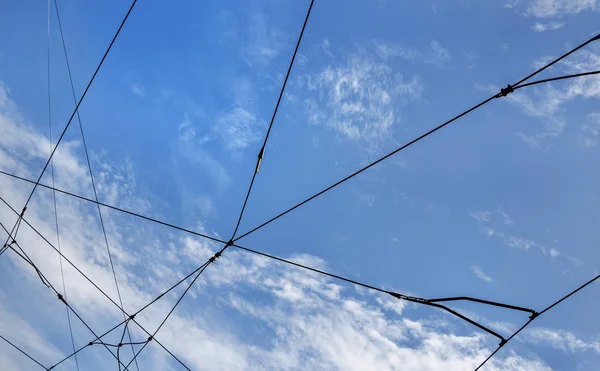 Linhas de arame elétrico . — Fotografia de Stock