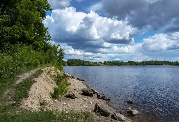 Landschaft des Flusses Daugava. — Stockfoto