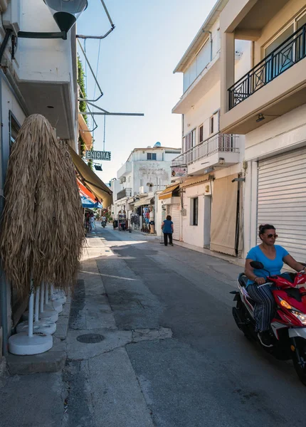 View to central market street in Kardamena. — Stock Photo, Image