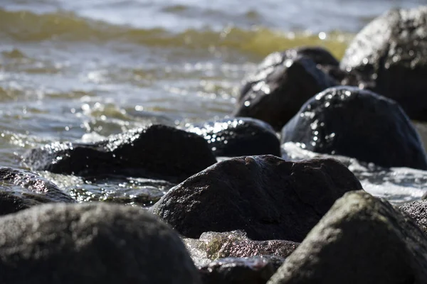 Stenen zeekust. — Stockfoto