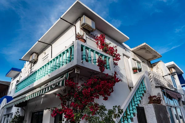 House with flowers. — Stock Photo, Image