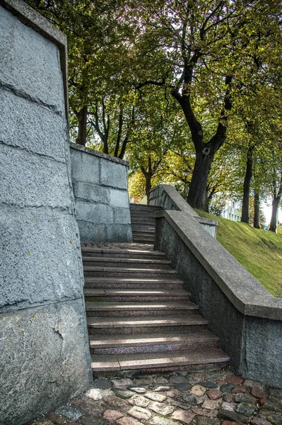 Stone stairs on coastline. — Stock Photo, Image