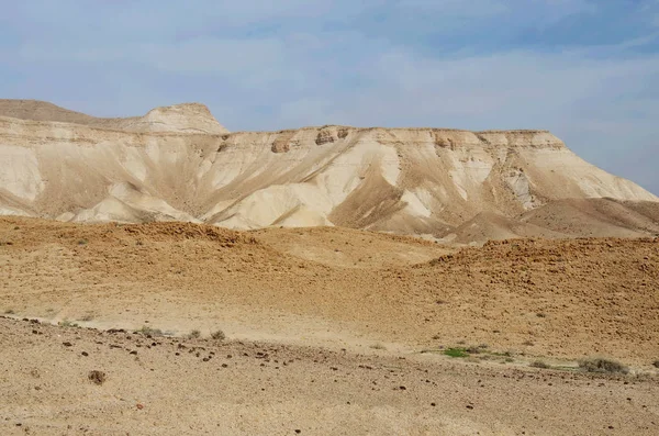 Panorama z Judské pouště poblíž Nachal dargá kaňonu, Izrael, Střední východ — Stock fotografie