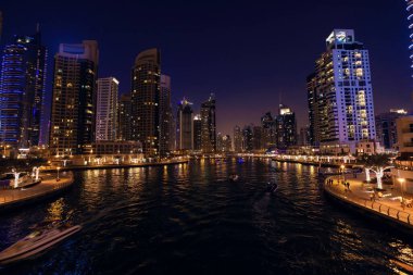 Güzel bir gece şehri, Dubai şehri, Birleşik Arap Emirlikleri