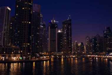 Güzel bir gece şehri, Dubai şehri, Birleşik Arap Emirlikleri