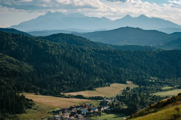斯洛伐克夏季山区景观，旅游概念 — 图库照片