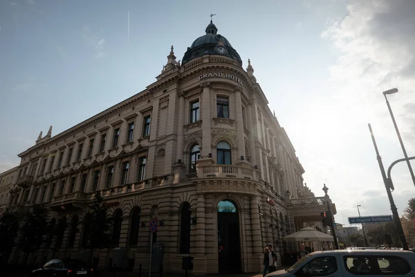 Lublin, polen - 5. August 2019: lublin Altstadt, polen. Straße und alte bunte Gebäude in der Altstadt von Lublin. — Stockfoto