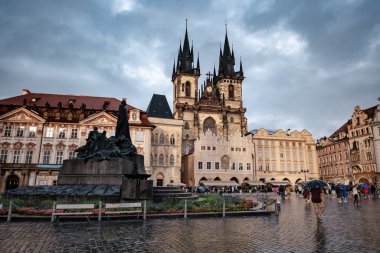 Prag, Çek Cumhuriyeti - 11.08.2019, Güzel sokaklar ve kemer
