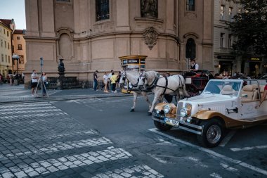 Prag, Çek Cumhuriyeti - 10.08.2019. Eski şehrin mimarisi.