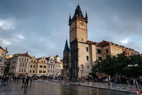 Πράγα, Τσεχία - 11.08.2019., Όμορφοι δρόμοι και αψίδα — Φωτογραφία Αρχείου