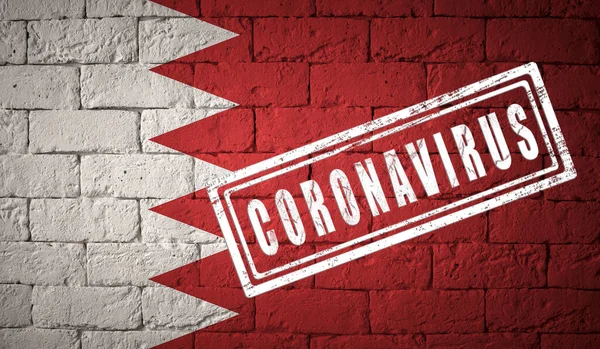 Flaga Bahrajnu Oryginalnymi Proporcjami Stempel Coronavirus Ceglana Struktura Ściany Koncepcja — Zdjęcie stockowe