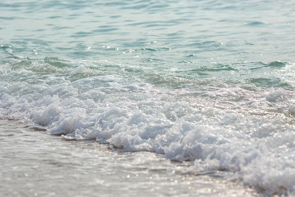 Marea Marina Spruzzi Acqua Turbolenta Primo Piano Superficie Delle Onde — Foto Stock