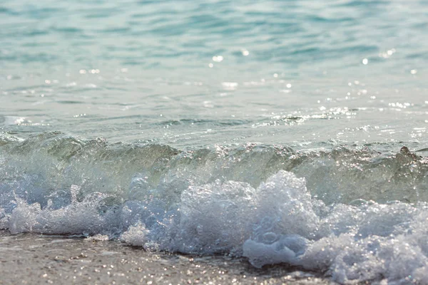 Marea Marina Spruzzi Acqua Turbolenta Primo Piano Superficie Delle Onde — Foto Stock